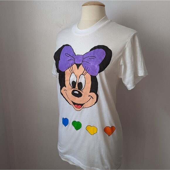 Vintage single-stitch handpainted Minnie Mouse with Hearts T-shirt Size M - Picture 2 of 9